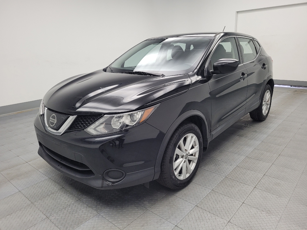 2019 Nissan Rogue Sport S's photo