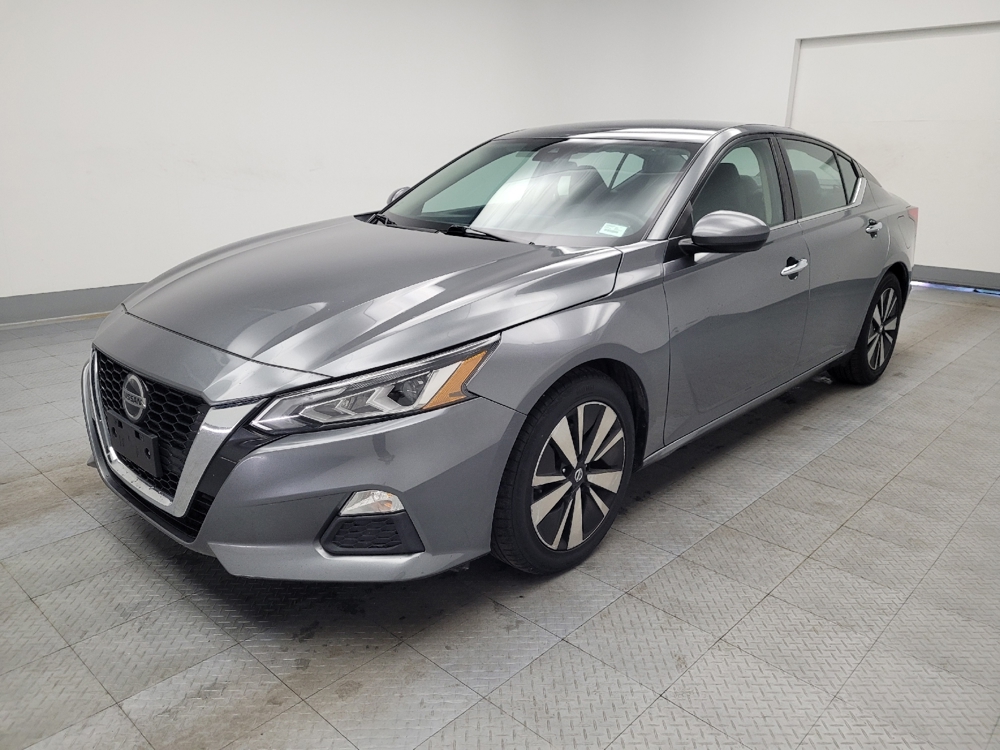 2022 Nissan Altima SV's photo