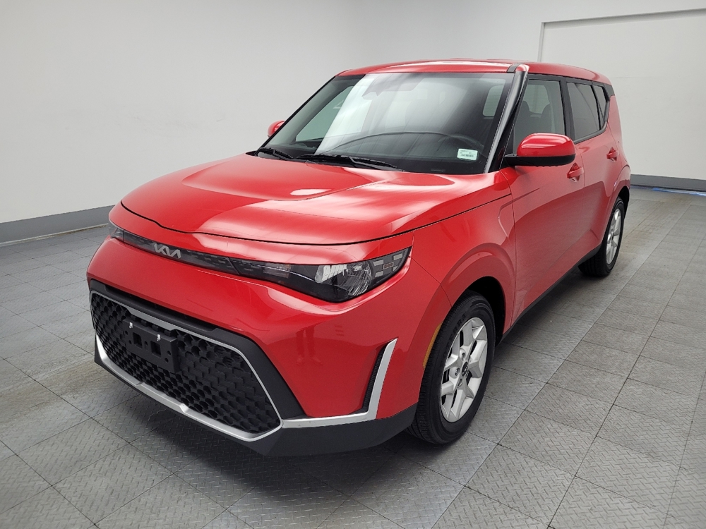 2023 Kia Soul LX's photo