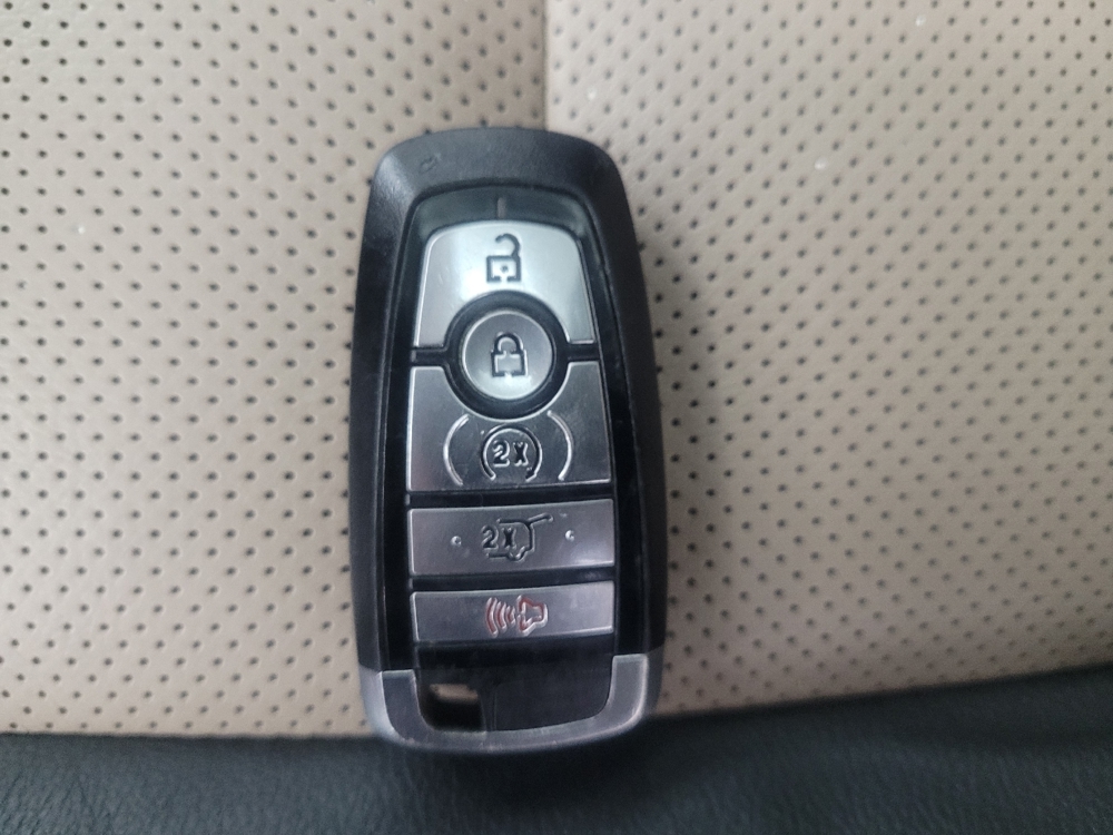 2022 Ford Escape Titanium - Photo 25