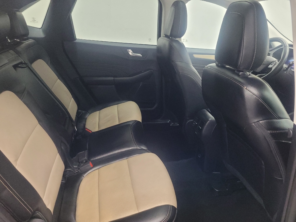 2022 Ford Escape Titanium - Photo 15
