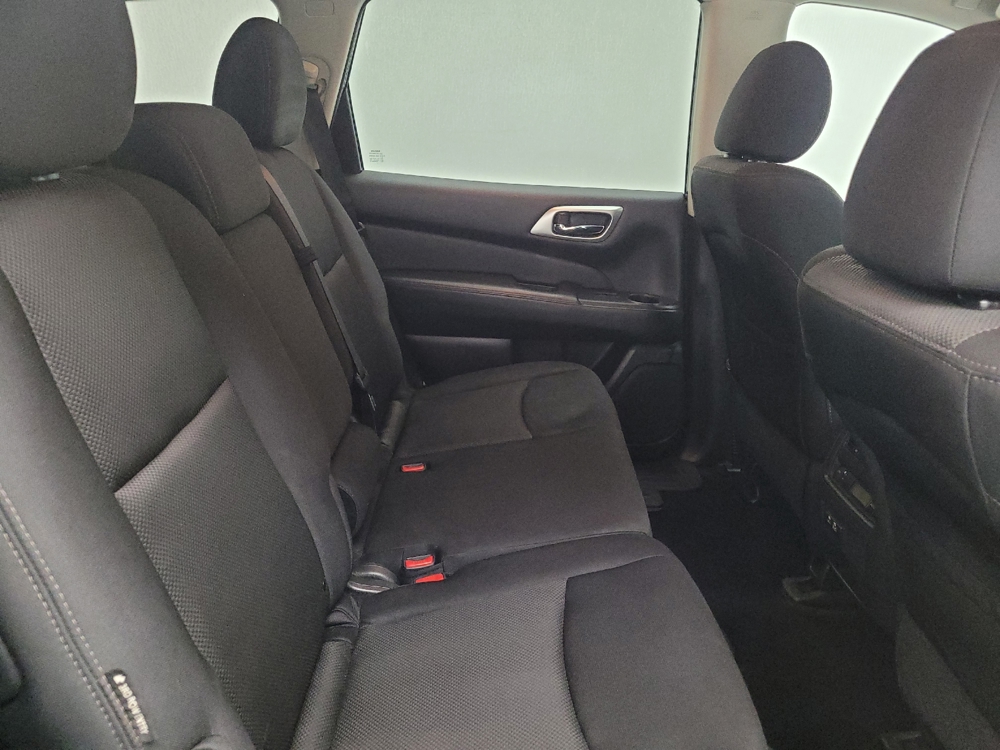2020 Nissan Pathfinder S - Photo 15
