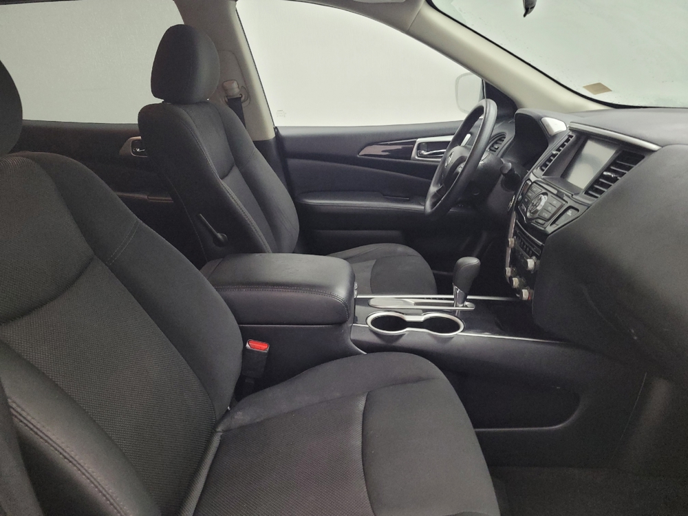 2020 Nissan Pathfinder S - Photo 16