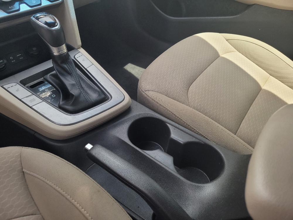 2020 Hyundai Elantra Value Edition - Photo 20