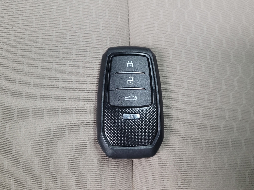 2020 Hyundai Elantra Value Edition - Photo 25