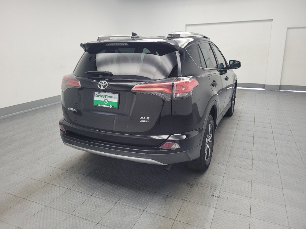 2018 Toyota RAV4 XLE - Photo 6
