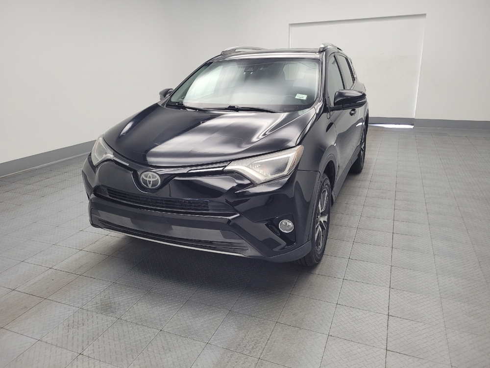 2018 Toyota RAV4 XLE - Photo 12