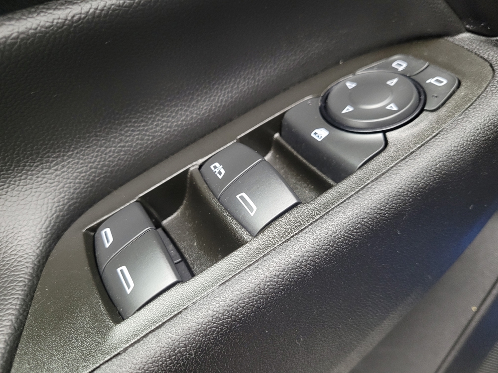 2024 Chevrolet Equinox LT - Photo 21