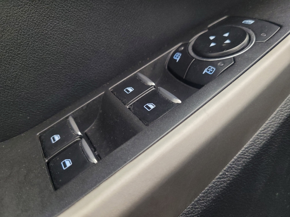 2022 Ford Explorer XLT - Photo 21