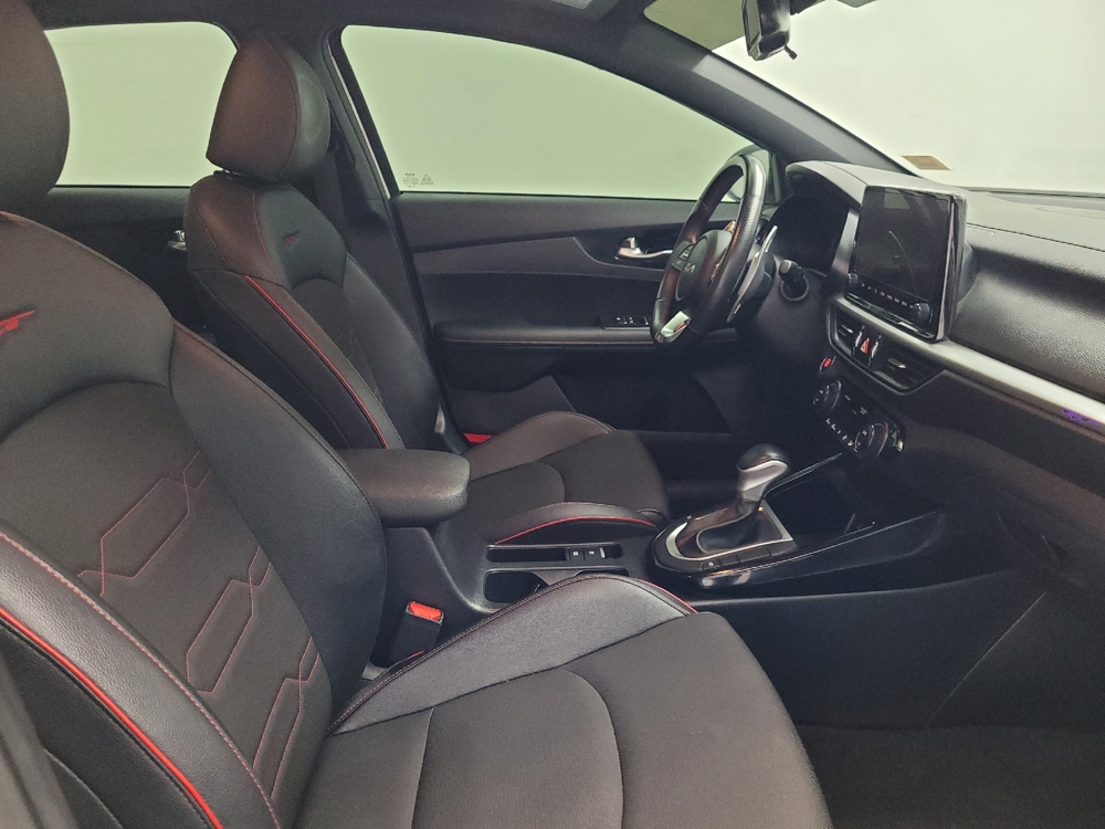 2024 Kia Forte GT - Photo 16