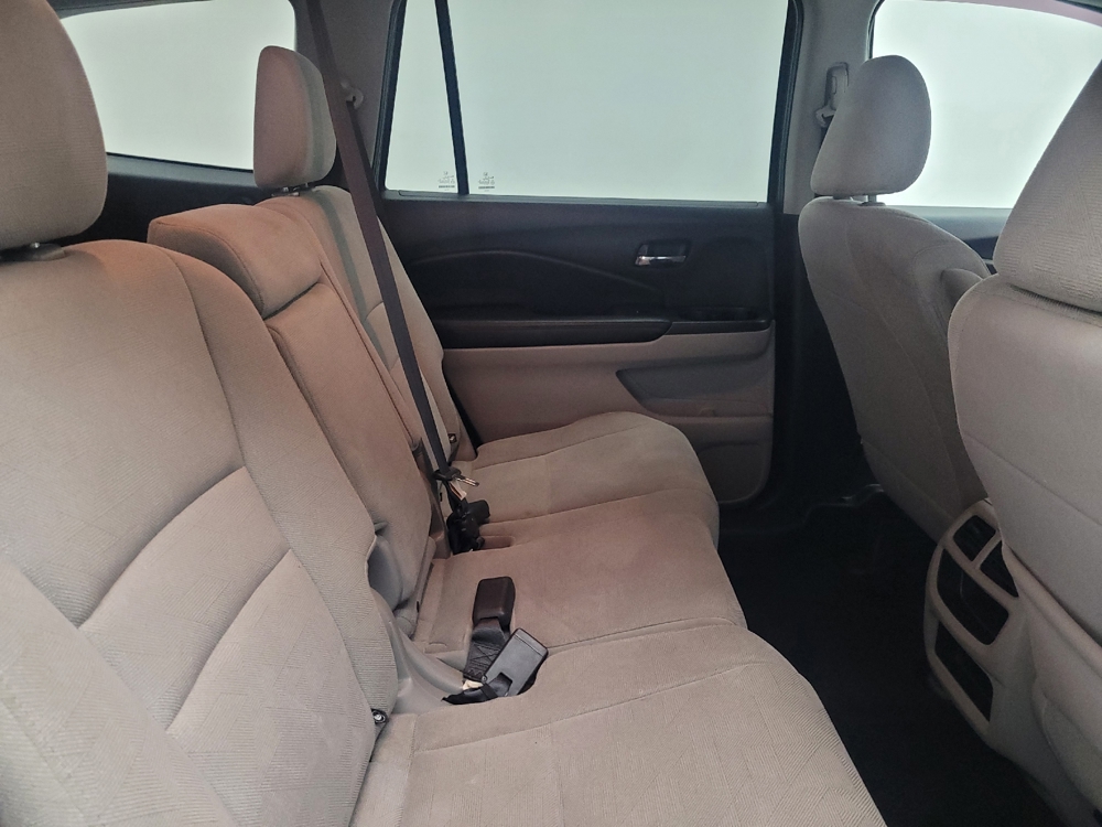 2019 Honda Pilot LX - Photo 15