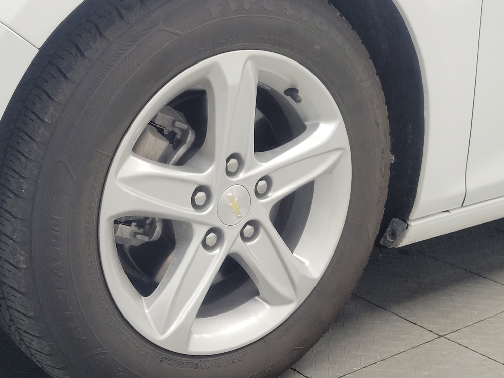 2020 Chevrolet Malibu - Photo 24
