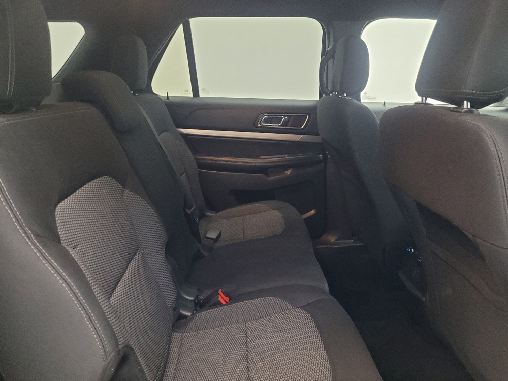 2018 Ford Explorer XLT - Photo 15