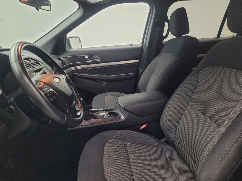 2018 Ford Explorer XLT - Photo 13
