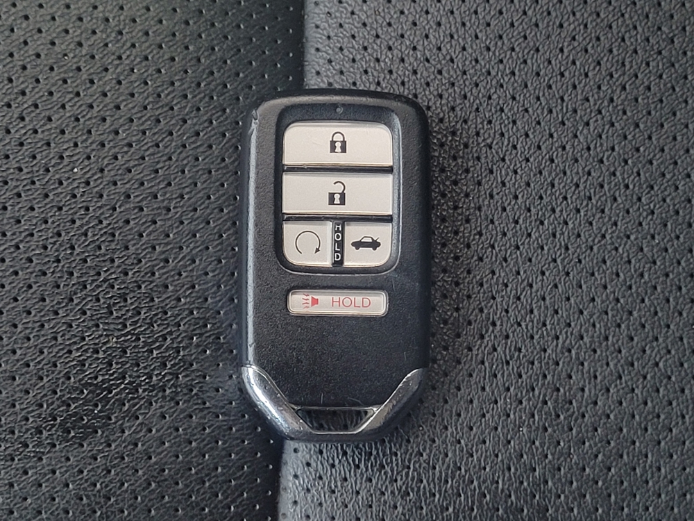 2020 Honda Accord EX-L - Photo 25