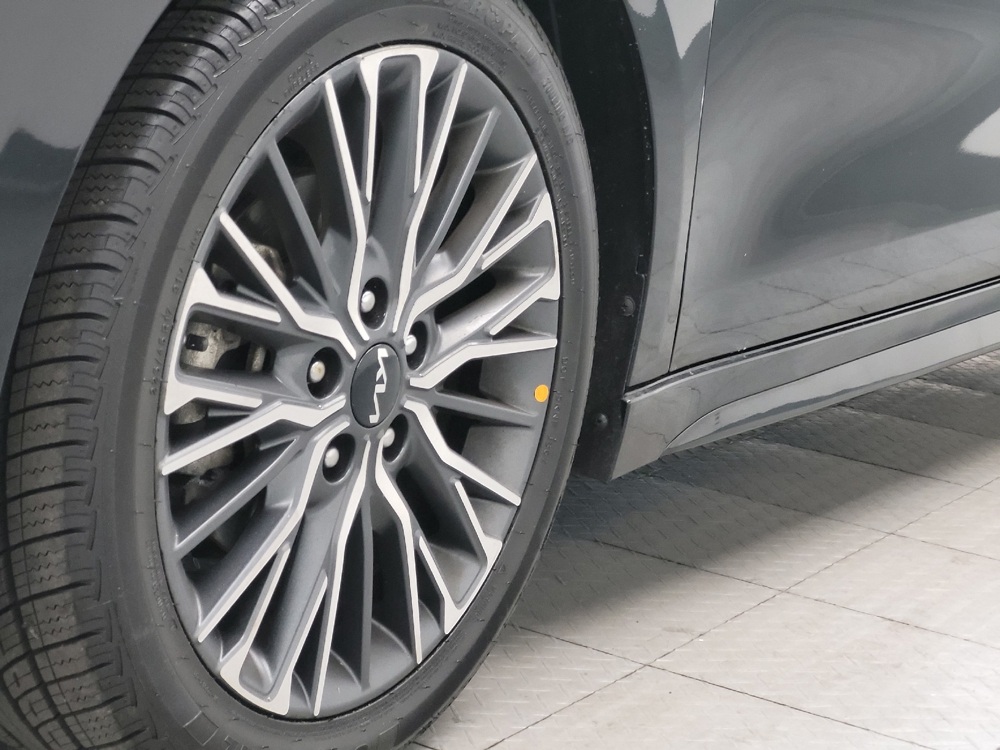 2023 Kia Forte GT-Line - Photo 24