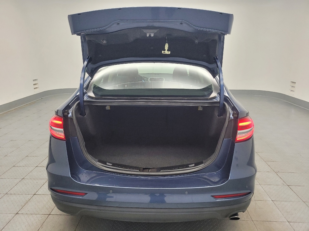 2019 Ford Fusion SE - Photo 22