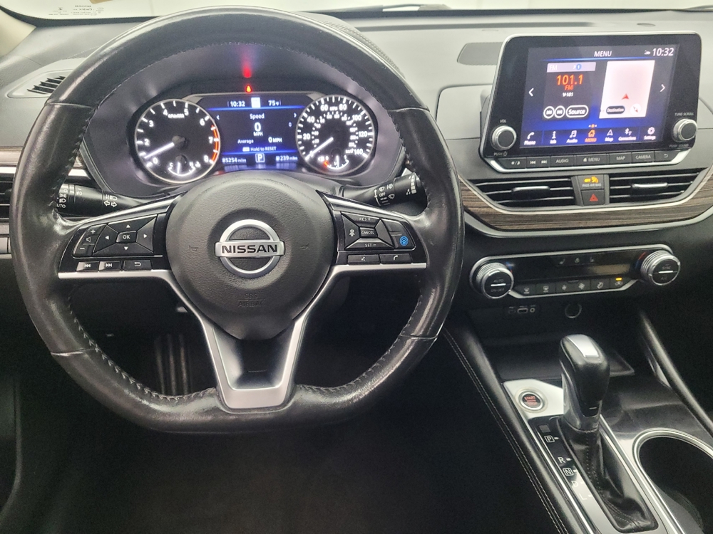 2022 Nissan Altima SL - Photo 17
