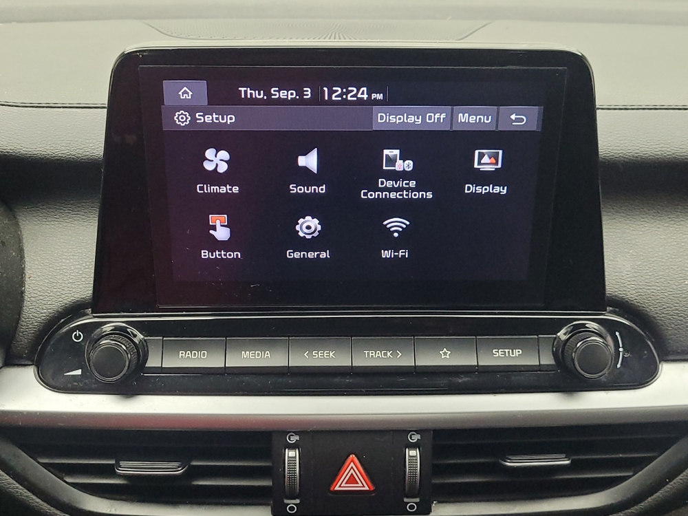 2023 Kia Forte LXS - Photo 19