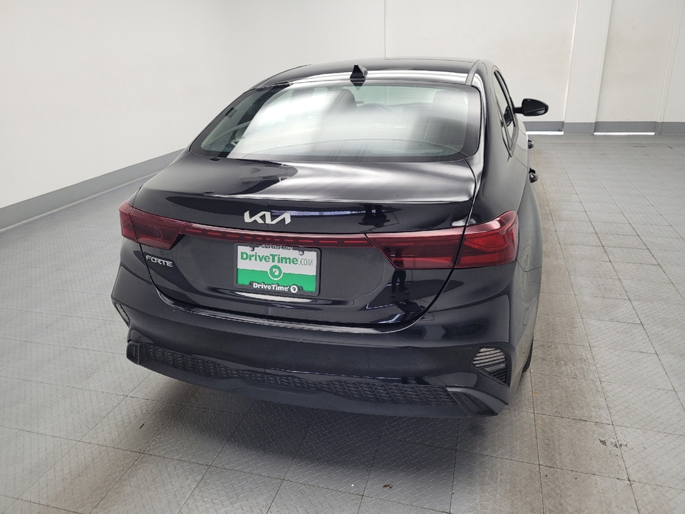 2023 Kia Forte LXS - Photo 6