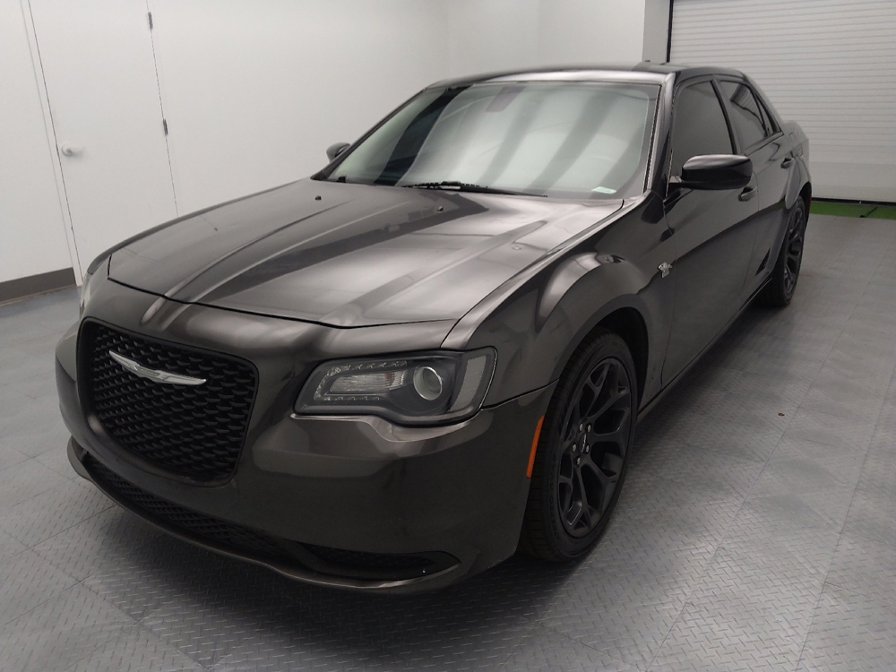 2019 Chrysler 300