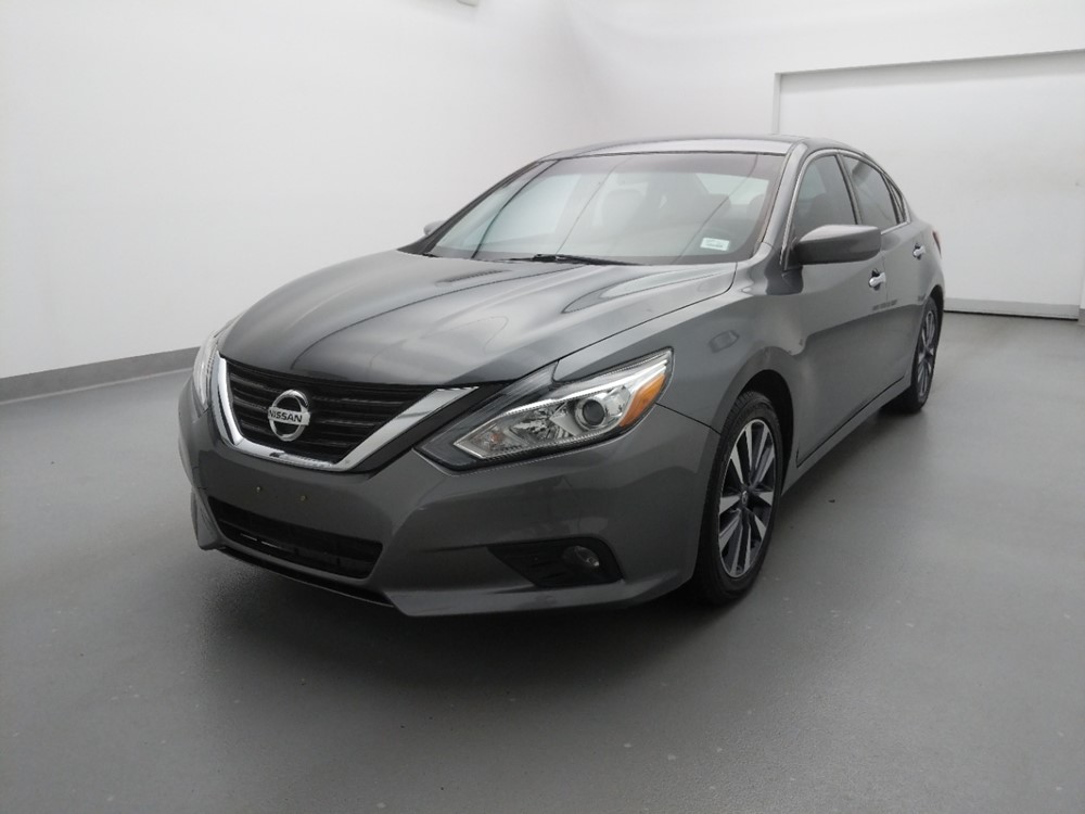 Used 2017 Nissan Altima Driver Front Bumper