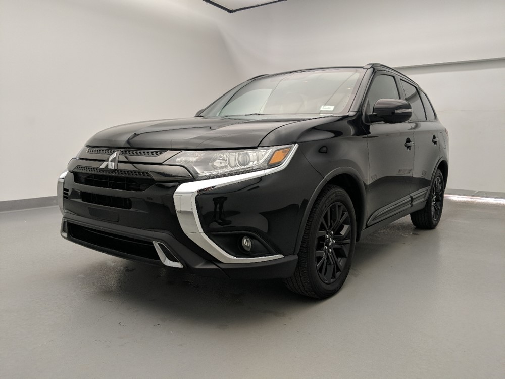 Used 2019 Mitsubishi Outlander Driver Front Bumper