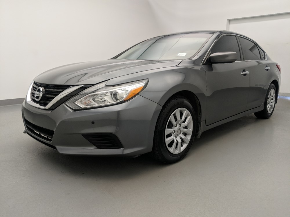 Used 2017 Nissan Altima Driver Front Bumper