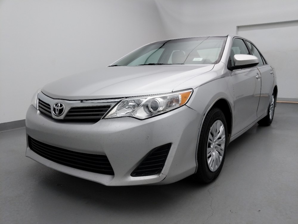 Used 2012 Toyota Camry Driver Front Bumper