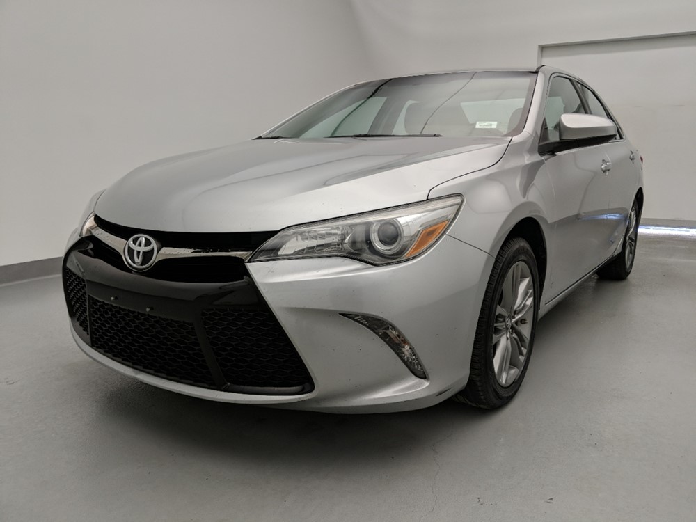 Used 2017 Toyota Camry Driver Front Bumper