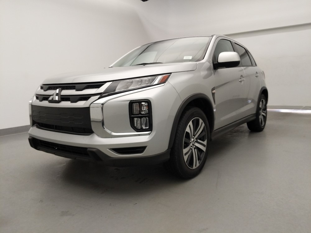 Used 2020 Mitsubishi Outlander Driver Front Bumper