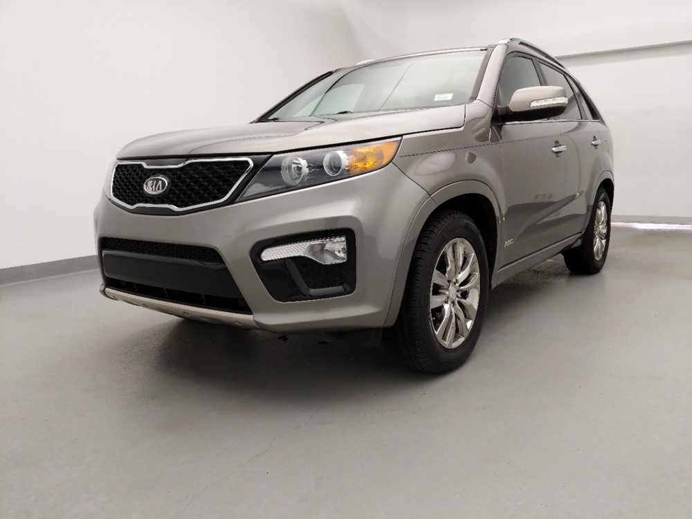 Used 2013 Kia Sorento Driver Front Bumper