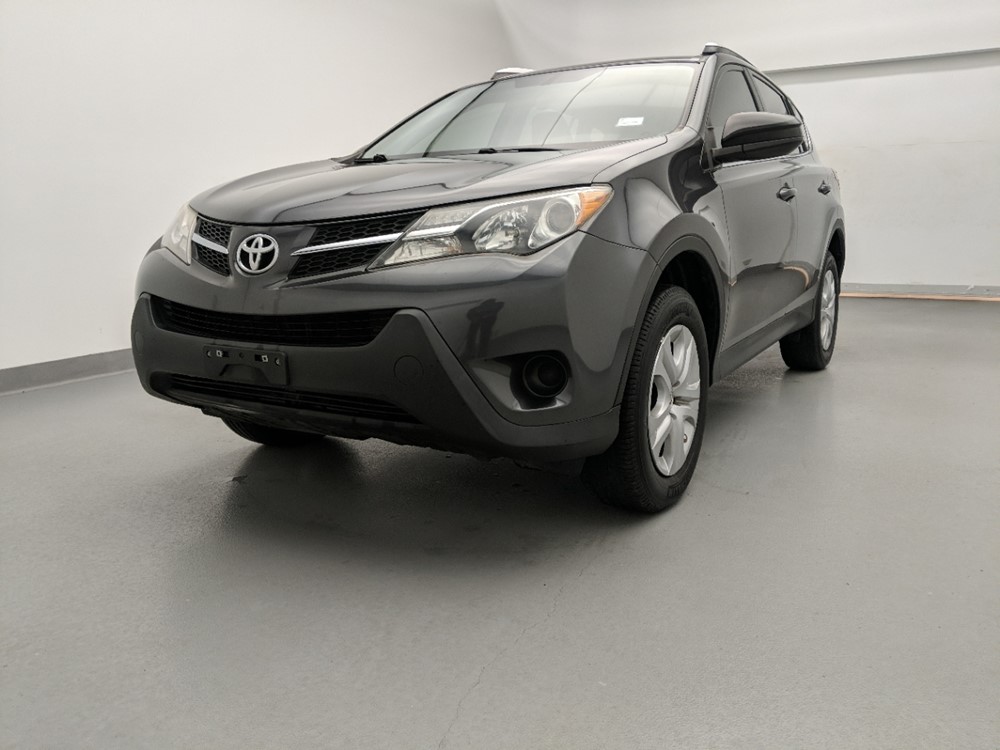 Used 2014 Toyota RAV4 Driver Front Bumper