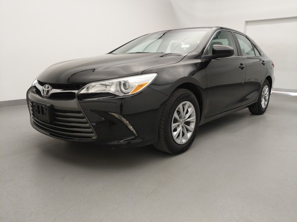 Used 2016 Toyota Camry Driver Front Bumper