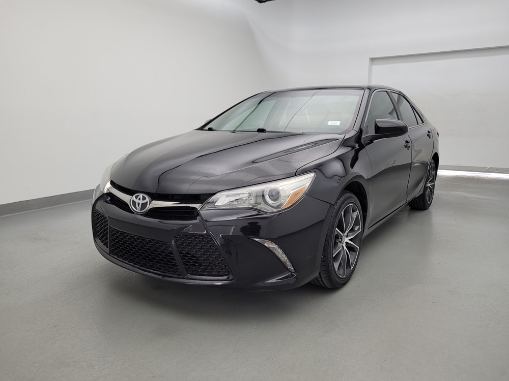 Used 2016 Toyota Camry Driver Front Bumper