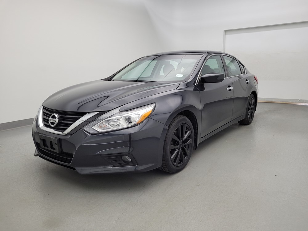 Used 2017 Nissan Altima Driver Front Bumper