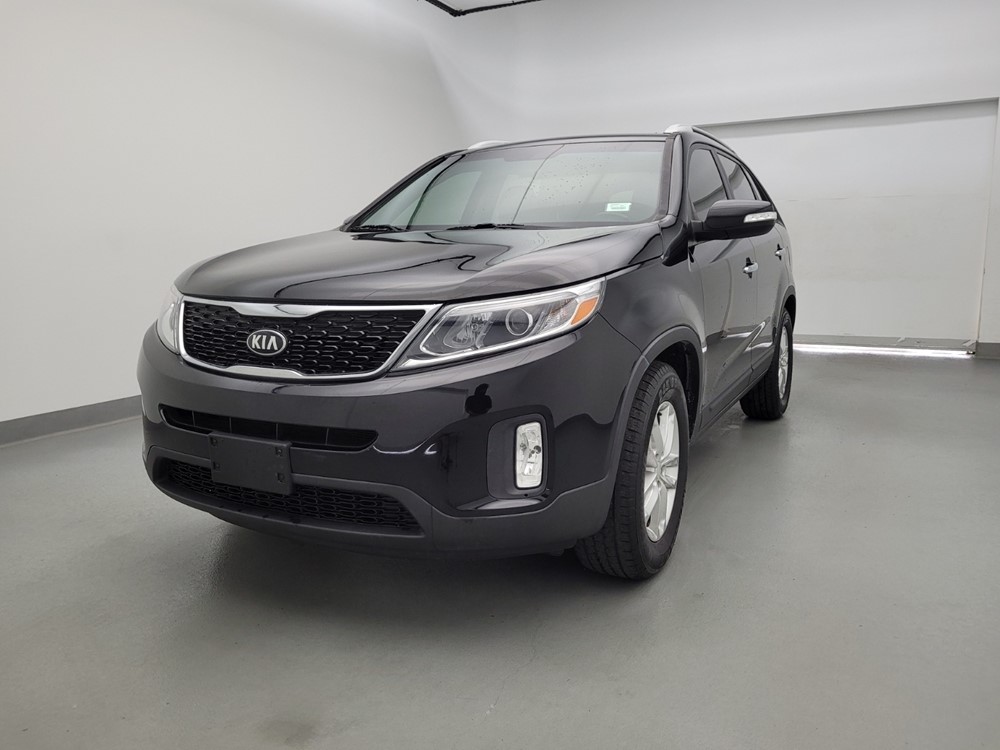 Used 2015 Kia Sorento Driver Front Bumper