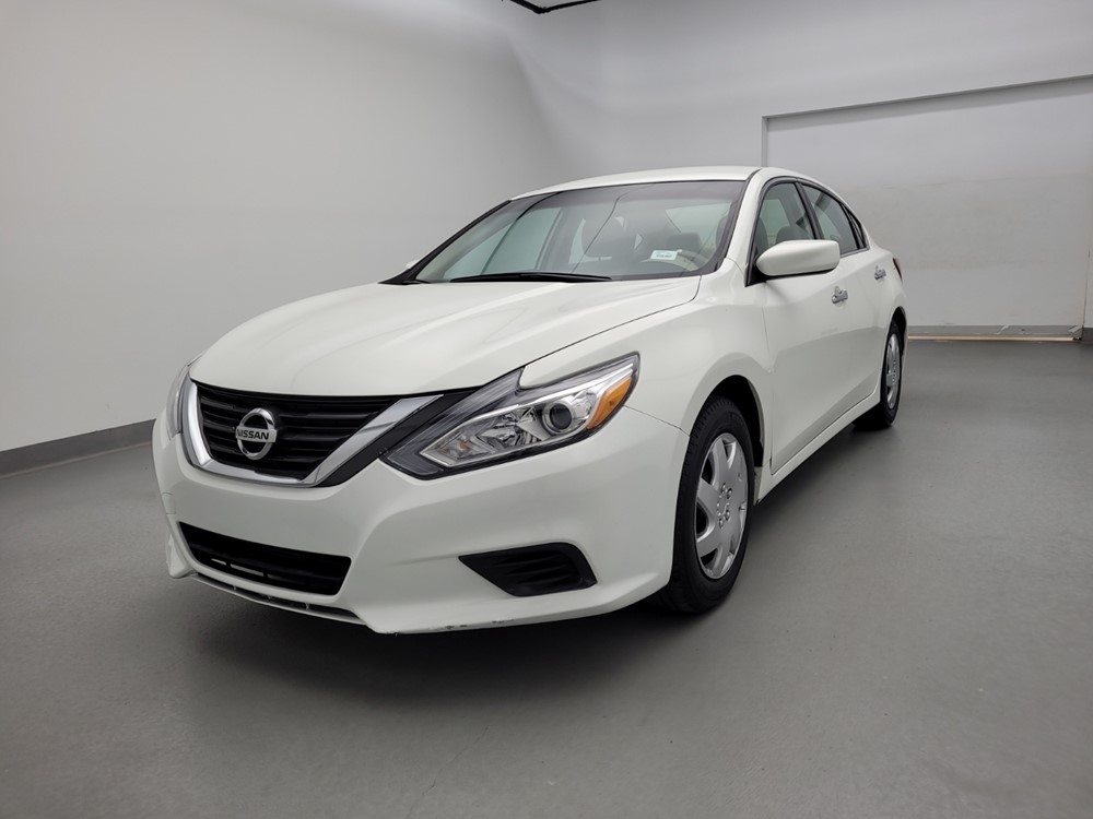 Used 2017 Nissan Altima Driver Front Bumper