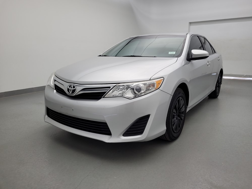 Used 2012 Toyota Camry Driver Front Bumper