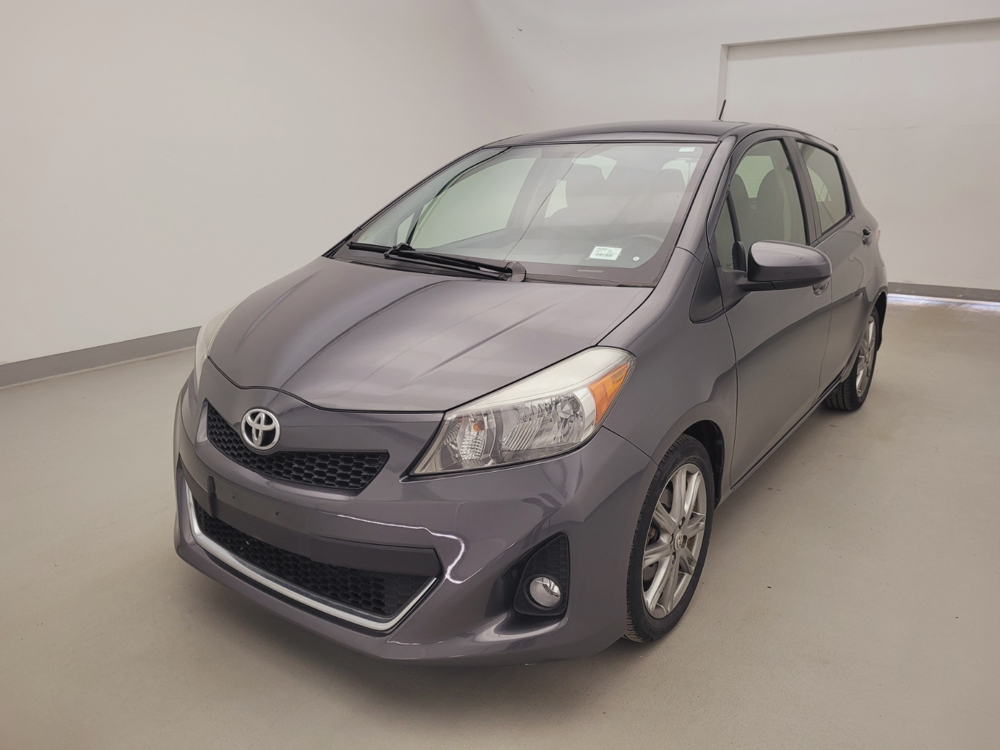 Used 2014 Toyota Yaris Driver Front Bumper
