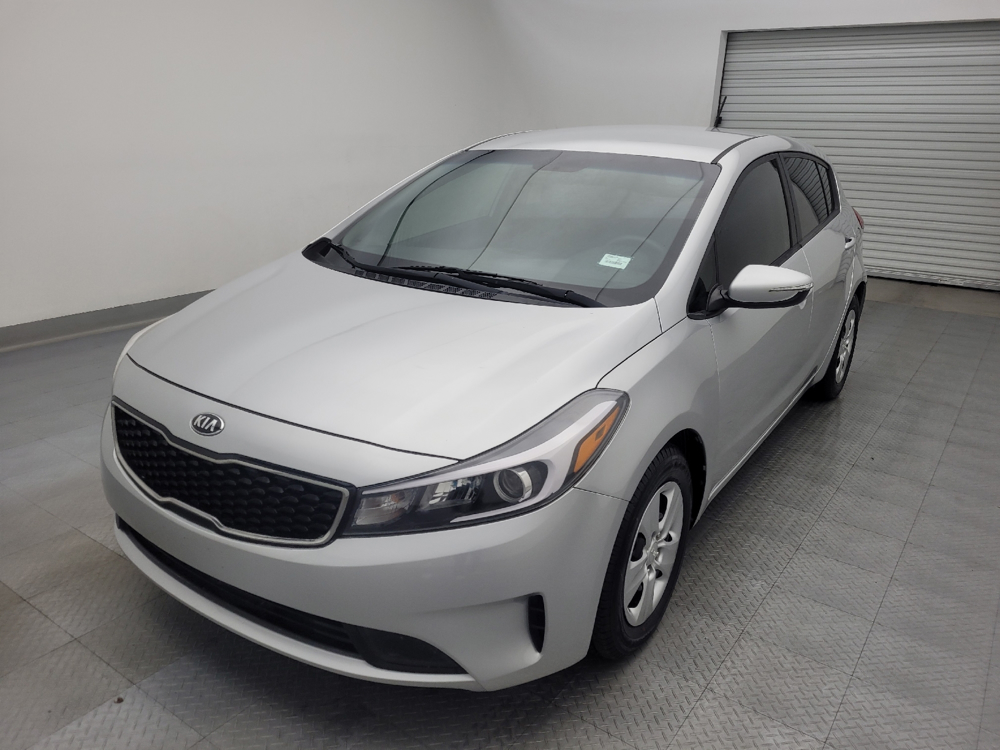 2018 Kia Forte5 LX's photo