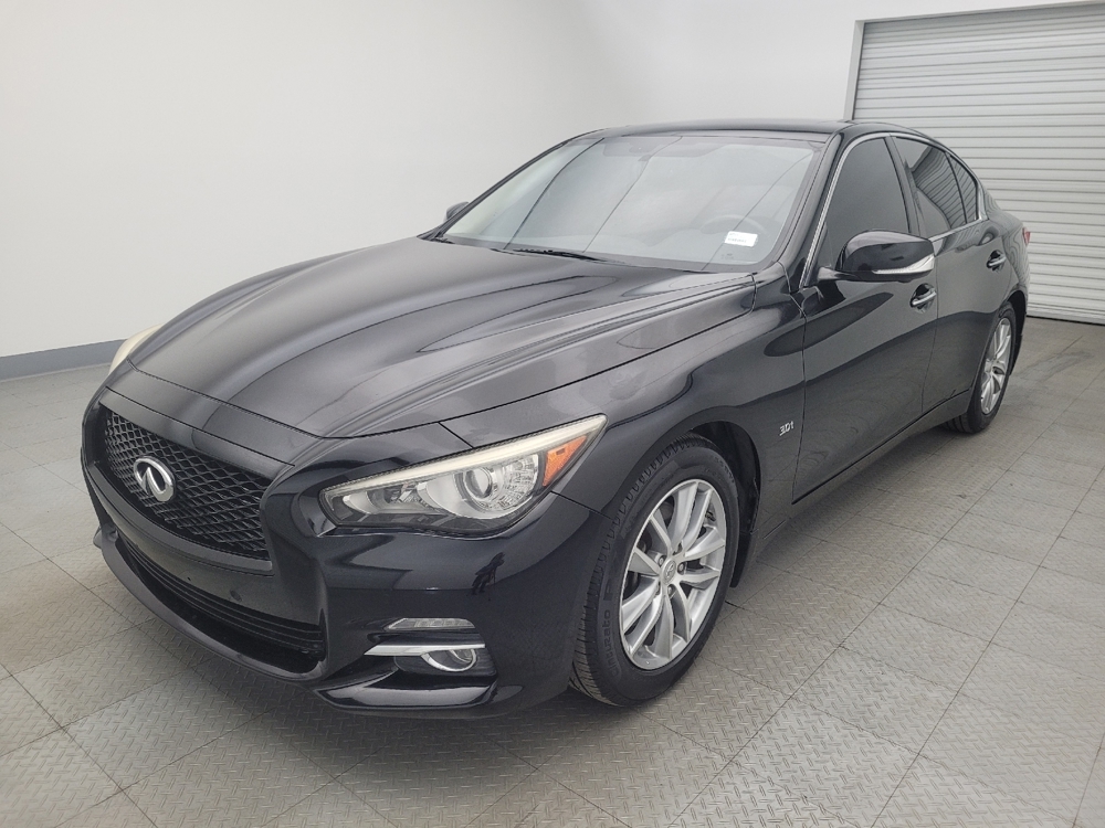2016 INFINITI Q50 Premium's photo