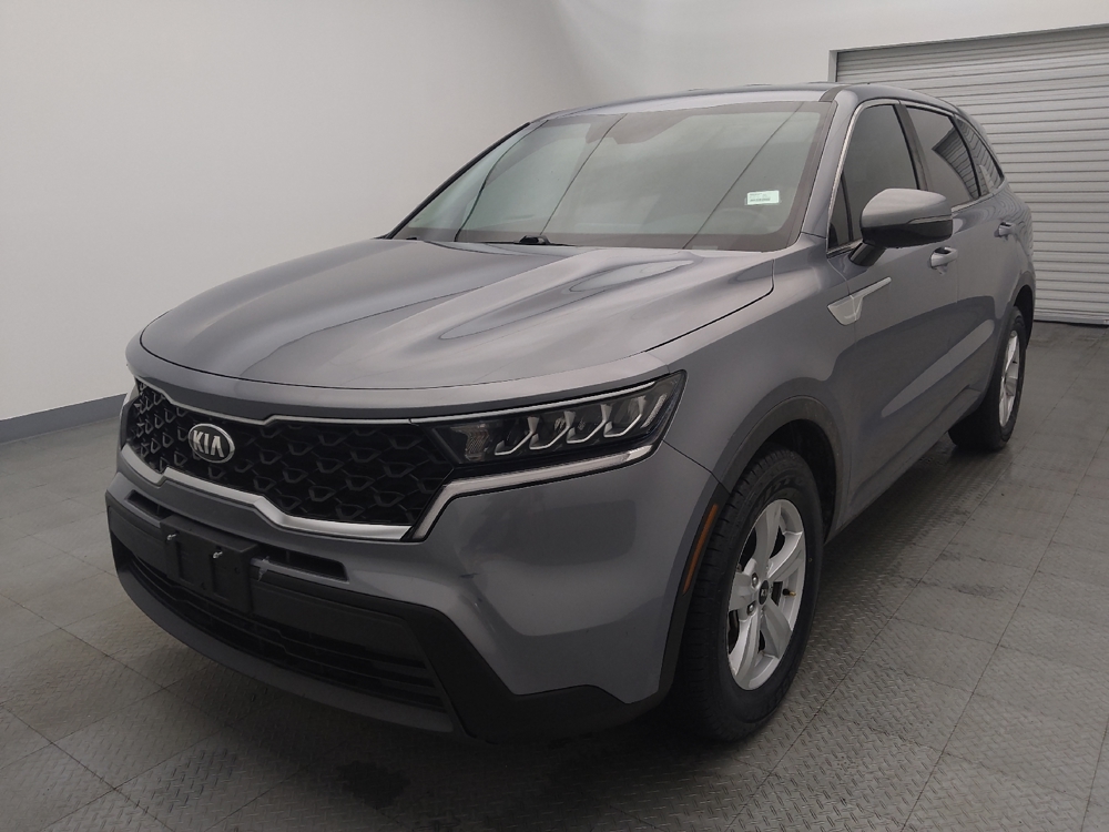 2021 Kia Sorento LX's photo