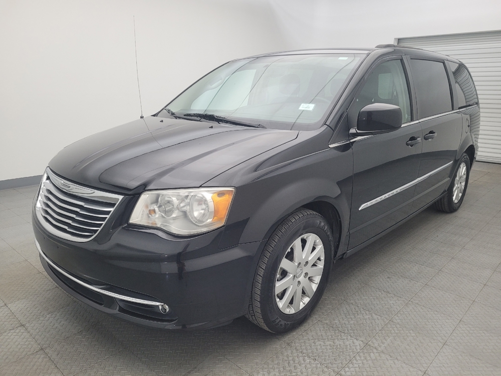 2014 Chrysler Town & Country Touring