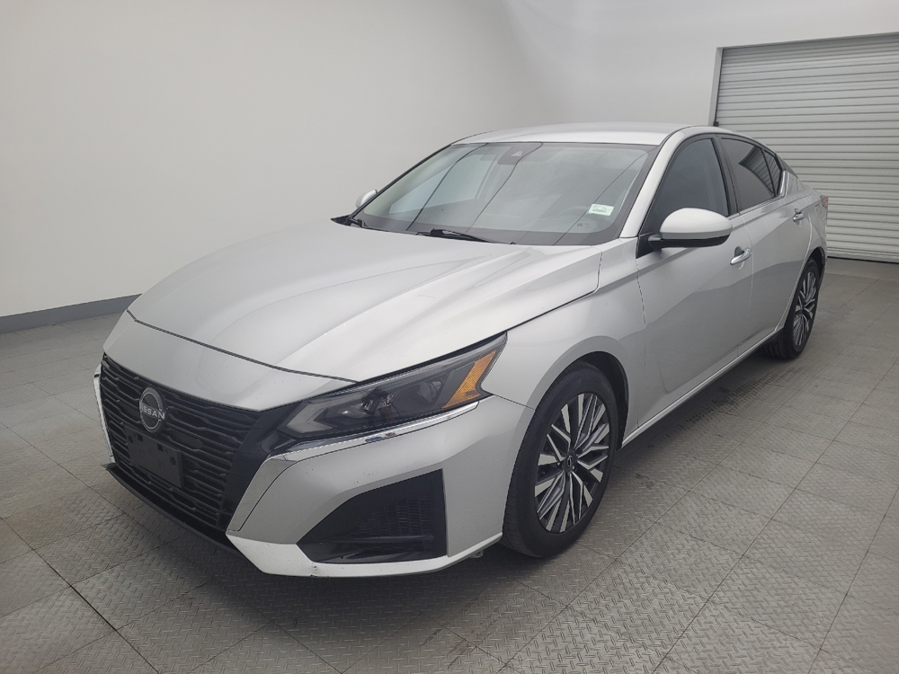 2023 Nissan Altima SV