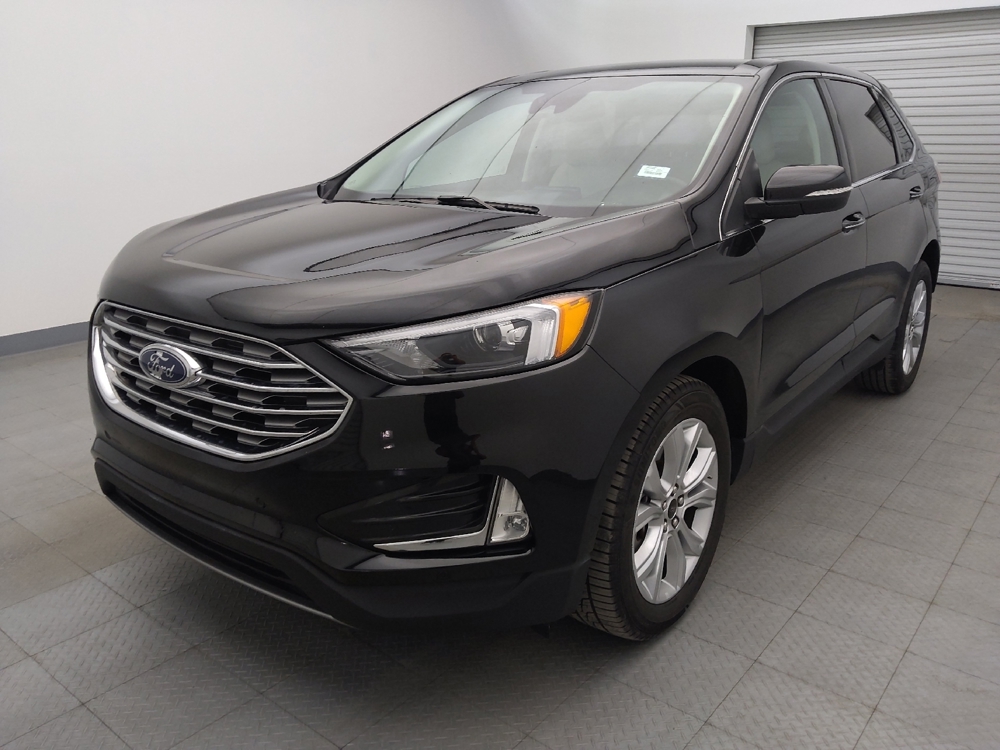 2024 Ford Edge Titanium's photo