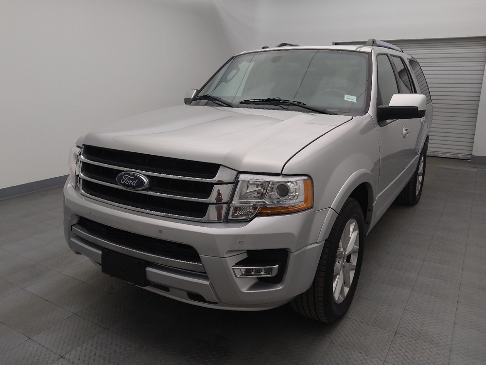 2017 Ford Expedition Limited's photo