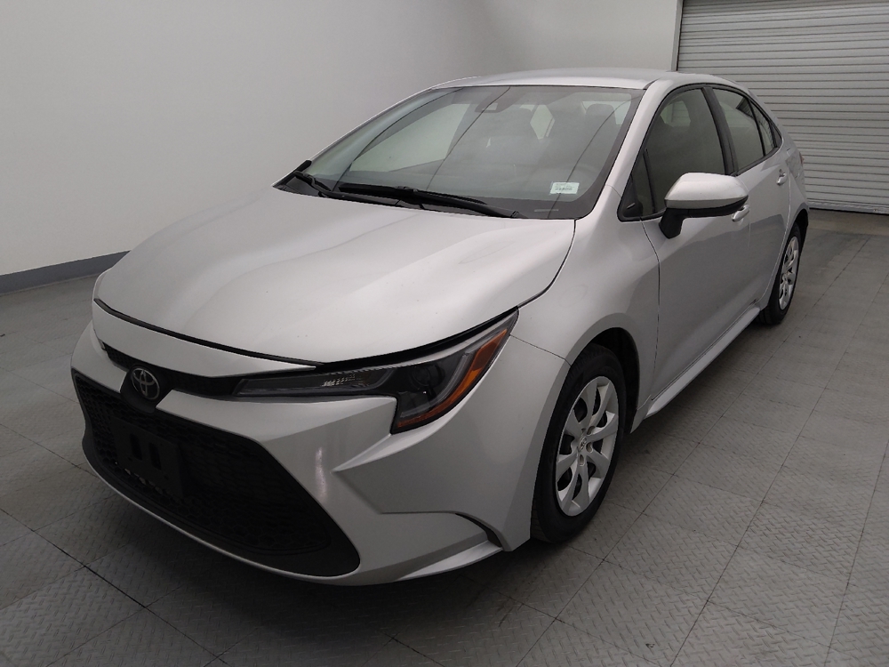 2021 Toyota Corolla LE's photo