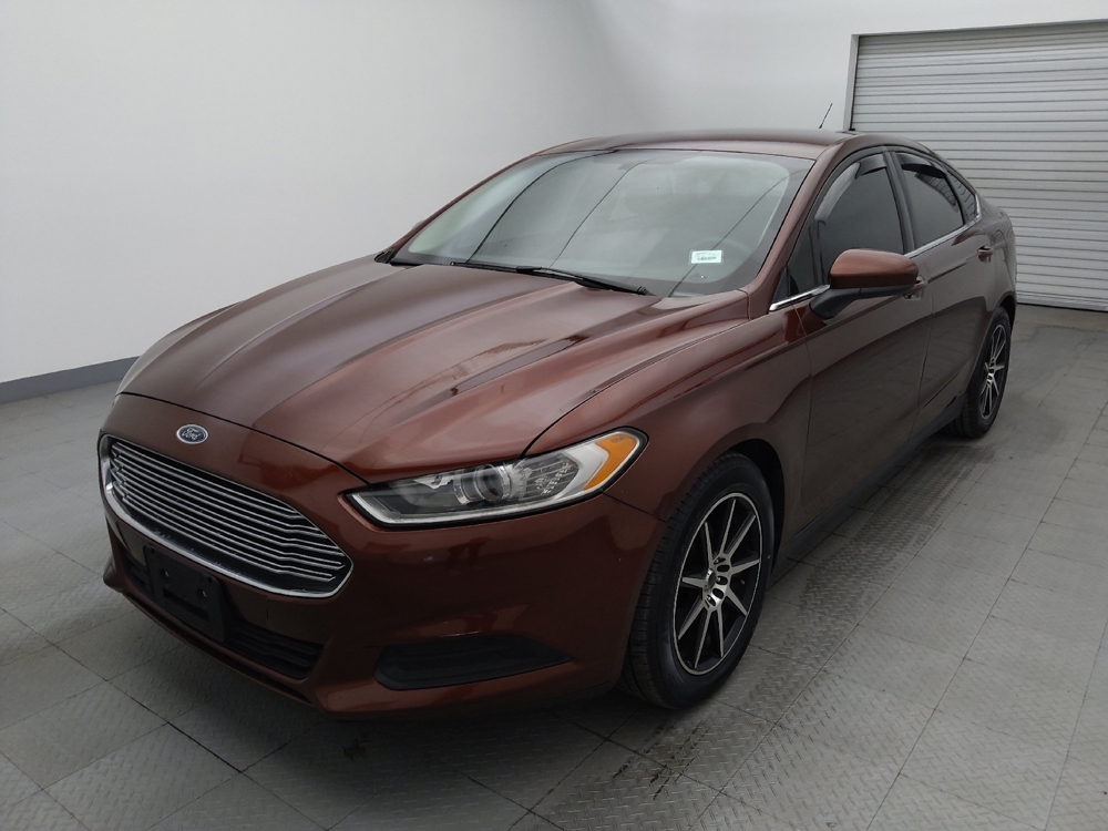 2015 Ford Fusion S's photo