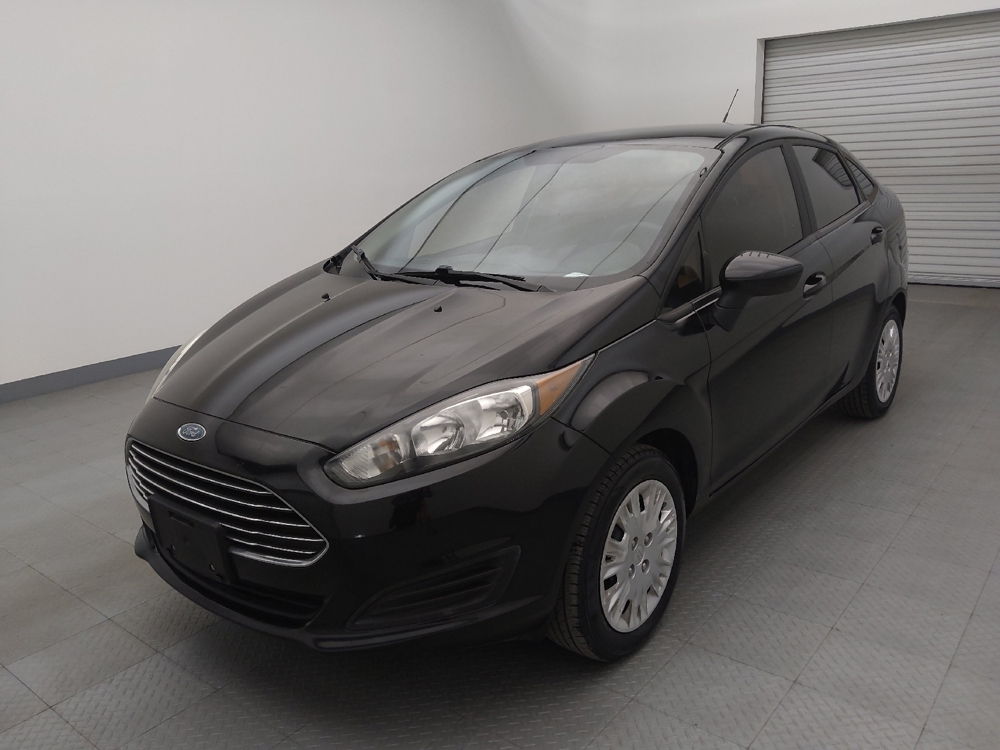 2017 Ford Fiesta S's photo